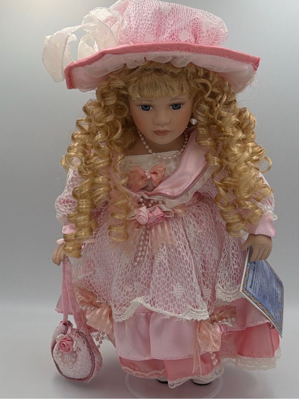 Samantha Collection Porcelain Doll Samantha Medici 2002 Light Pink/White Dress